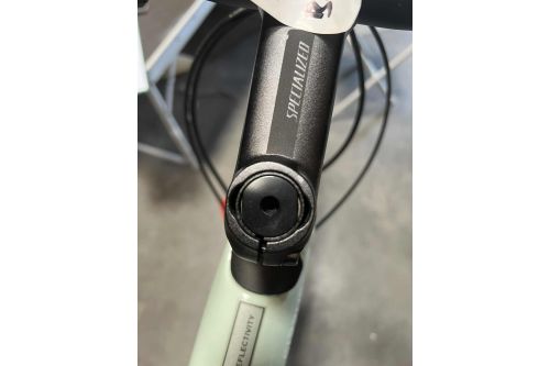 Rower fitness Specialized Sirrus 4.0 FutureShock - OUTLET